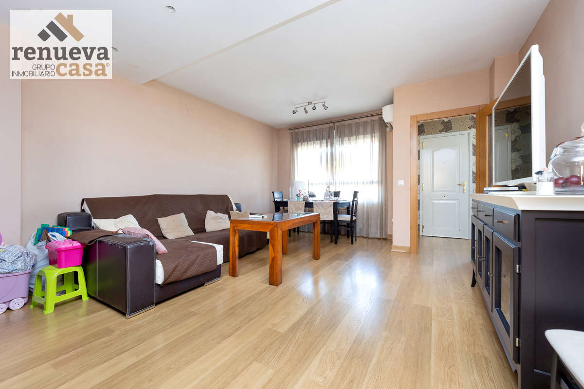 Venta de casas y pisos en Churriana de la Vega Granada