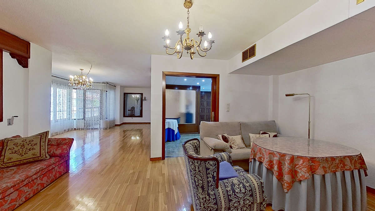 Venta de casas y pisos en Granada Granada
